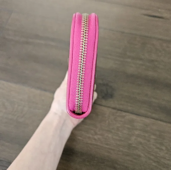 Fendi Multicolor Zucchino Print Coated Canvas Long Zip Wallet + Dustbag - Picture 4 of 16